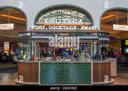 The Shops at Crystals lungo la Strip a Las Vegas, Nevada, USA. Foto Stock