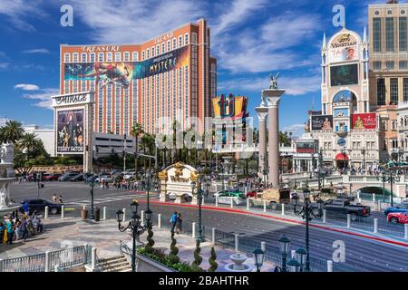 Il casinò veneziano e il complesso alberghiero lungo la Strip a Las Vegas, Nevada, USA. Foto Stock