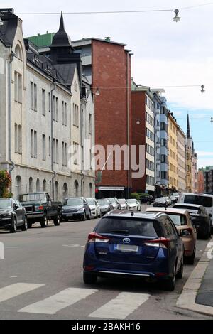 Architettura Art Nouveau edifici del quartiere di Eira nel centro di Helsinki Finlandia, giugno 2019. Splendidi quartieri colorati con edifici unici. Foto Stock