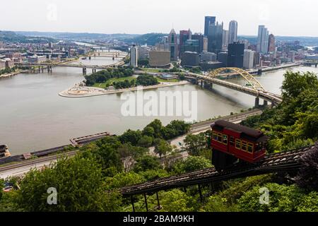 Panorama aereo di Pittsburgh Foto Stock