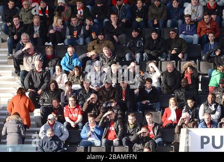 Charlton Athletic tifosi sulle tribune Foto Stock