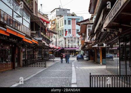 Kumkapi strade che sono vuote rispetto ai giorni normali, Istanbul. Foto Stock