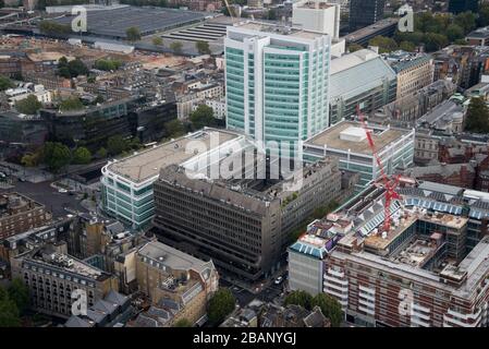 Veduta aerea dell'University College Hospital Maple House Wellcome Trust Gibbs Building dalla BT Tower, 60 Cleveland St, Fitzrovia, Londra W1T 4JZ Foto Stock