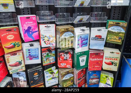 Miami Florida,Walmart,vendita display,gift cards,FL110131031 Foto Stock