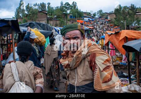 Mercato del sabato a Lalibela, regione di Amhara, Etiopia del Nord Foto Stock