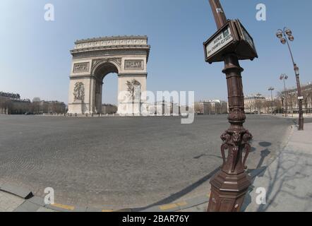 PARIGI LOCKDOWN 10TH GIORNO Foto Stock