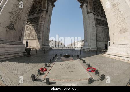 PARIGI LOCKDOWN 10TH GIORNO Foto Stock