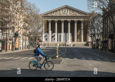 PARIGI LOCKDOWN 10TH GIORNO Foto Stock