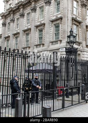 Londra- 10 Downing Street, la sede del governo britannico Foto Stock