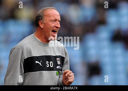 Steve Ogrizovic, Coventry City goalkeeping coach Foto Stock