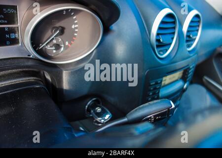 Cluj-Napoca, Romania - 21 luglio 2018 : Mercedes-Benz ML-Class ML500 SUV test drive on. Equipaggiamento Avantgarde, interni in pelle, cambio automatico, foto Foto Stock