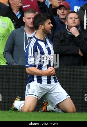 West Bromwich Albion's Shane Long festeggia il suo traguardo di apertura Foto Stock