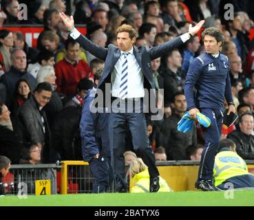 Andre Villas - Boas, Manager di Tottenham Hotspur, celebra la vittoria della sua squadra Foto Stock