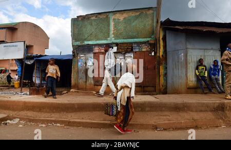 La vivace città di Bonga nella regione di Kaffa in Etiopia. Foto Stock