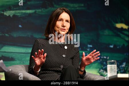 Dame Carolyn Fairbairn Direttore Generale della CBI (Confederation of British Industry) durante una sessione di domande e risposte alla Conferenza NFU (National Farmers Union) 2020 a Birmingham. Foto Stock