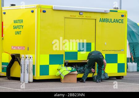 Londra, Regno Unito. 30th Mar 2020. Excel Center si prepara a trattare i pazienti con Covid-19 "entro giorni". Ora rinominato NHS Nightingale Hospital per combattere la battaglia di coronavirus del Regno Unito credito: Michelle Sadgrove/Alamy Live News Foto Stock