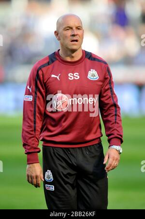 Steve Stone, il primo allenatore della squadra del Newcastle United Foto Stock