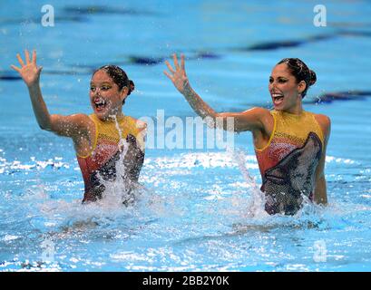 Isabel Delgado Plancarte del Messico e Nuria Diosdado Garcia in azione durante la routine tecnica della concorrenza sincronizzata Duets Nuoto presso il Centro Acquatico Foto Stock