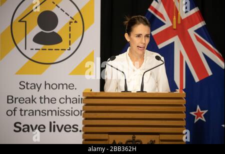 Wellington, Nuova Zelanda. 30th Mar 2020. Il primo ministro neozelandese Jacinda Ardern parla durante una conferenza stampa sul COVID-19 a Wellington, Nuova Zelanda, il 30 marzo 2020. (Mark Mitchell/NZME/Pool via Xinhua) credito: Xinhua/Alamy Live News Foto Stock