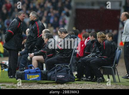 LONDRA, Regno Unito, 16 MARZO Alex Ferguson manager di Manchester United durante la Barclaycard Premiership tra West Ham United e Manchester uni Foto Stock