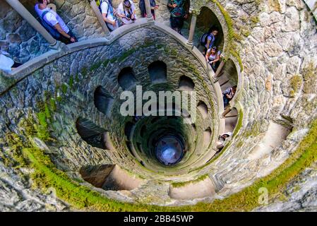 Inizia bene a Quinta da Regaleira, un sito UNESCO a Sintra, Portogallo Foto Stock