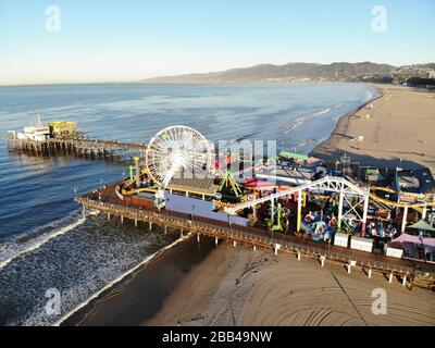 Il molo di Santa Monica a Santa Monica Foto Stock