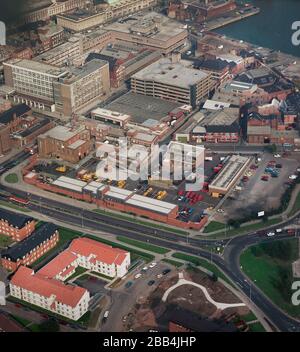 Una fotografia aerea del centro città di Hull, nel 1985, East Yorkshire, Northern England, UK Foto Stock