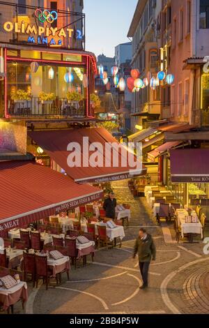 Türkei, Istanbul, Kumkapi, Vergnügungsviertel und Fischrestaurants Foto Stock