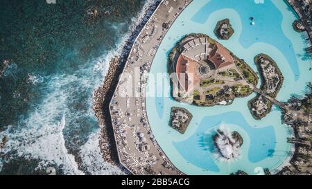 Veduta aerea delle piscine di acqua salata Lago Martianez a Puerto de la Cruz, Tenerife, Isole Canarie, Spagna Foto Stock