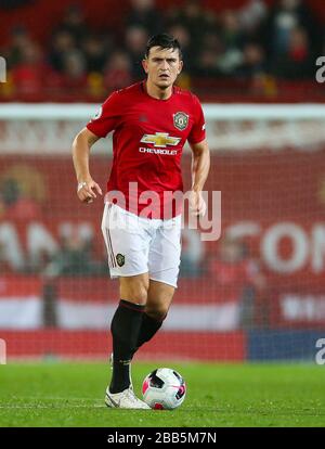 Harry Maguire del Manchester United durante la partita della Premier League presso Old Trafford Foto Stock