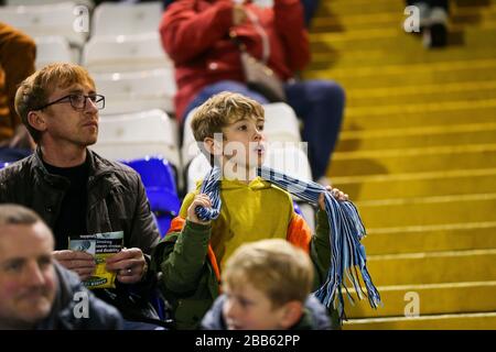 I sostenitori di Coventry City negli stand durante la prima partita della Sky Bet League allo stadio St Andrews Foto Stock