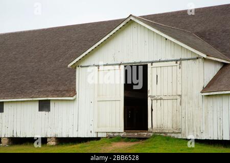 Fienile Pierce Point Ranch, Point Reyes National Seashore, California Foto Stock