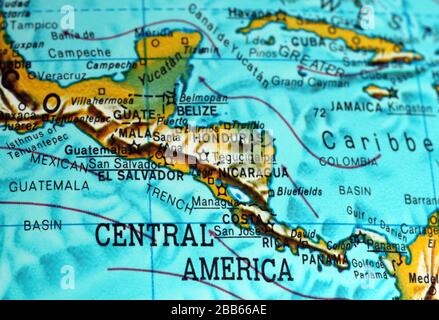 Mappa dell'America centrale sul vecchio atlante Foto Stock