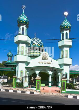 dh Masjid Jami moschea AMBON MALUKU INDONESIA cupola minareto torri architettura indonesiana edificio design mussulmani minareti Foto Stock