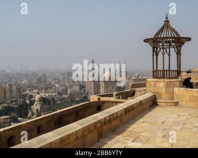 Cairo, Egitto, 2020, uno sguardo su tutto il cairo dalla cittadella di saladino Foto Stock
