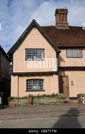 La vecchia panetteria, Stansted Mountfitchet, Essex, ha un piano superiore sospeso e intonaco. Foto Stock