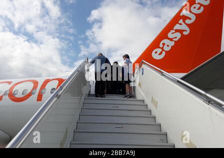 Easy Jet Bristol, North East Somerset, Regno Unito, 01/09/2019, Easy Jet Bristol Airport sulla pista e imbarco su una compagnia aerea Easyjet. Foto Stock