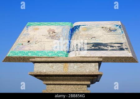 Scultura sul lungomare, Nathon City, Koh Samui Island, Thailandia, Asia Foto Stock