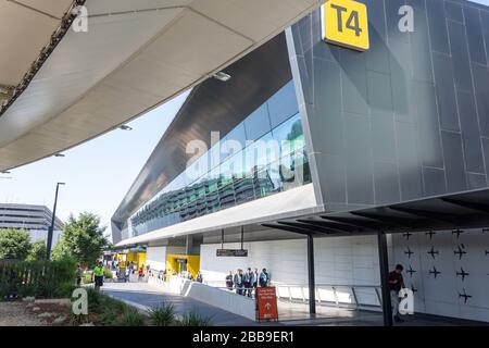 Terminal T4 all'Aeroporto di Melbourne, Tullamarine, Melbourne, Victoria, Australia Foto Stock