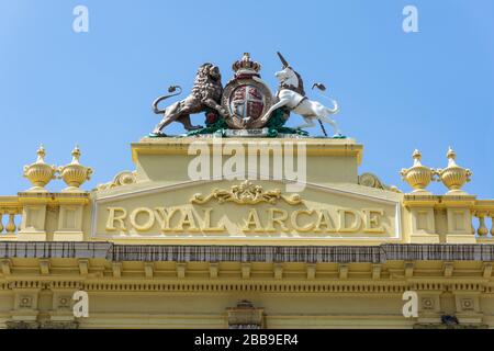 Facciata esterna della Royal Arcade, Bourke Street, City Central, Melbourne, Victoria, Australia Foto Stock