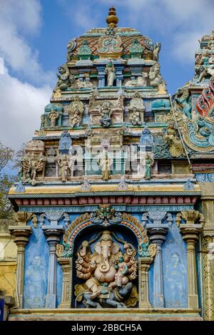 Madurai, India - Marzo 2020: Dettaglio del tempio indù di Meenakshi Amman il 10 marzo 2020 a Madurai, India. Foto Stock
