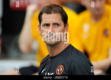 Dundee United Manager Jackie McNamara sulla linea di contatto prima del calcio d'inizio Foto Stock