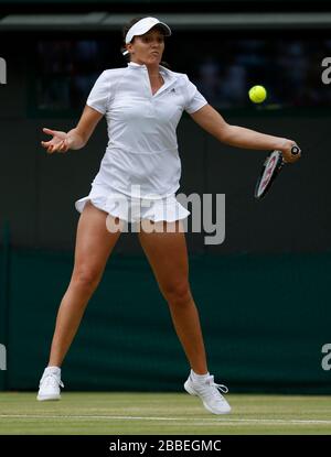 Laura Robson della Gran Bretagna in azione contro Kaia kanepi dell'Estonia Foto Stock