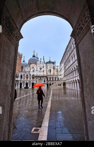 I Dogi hanno speso copiose quantità di soldi per rendere il loro palazzo un simbolo di potenza e raffinatezza Foto Stock