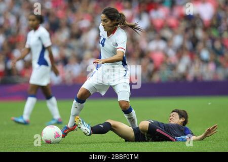 Louisa NECIB di Francia in azione Foto Stock