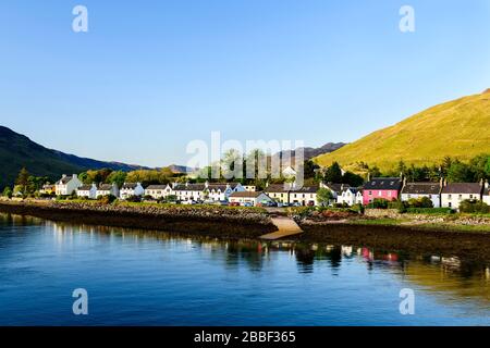 La città di Dornie in Scozia Foto Stock