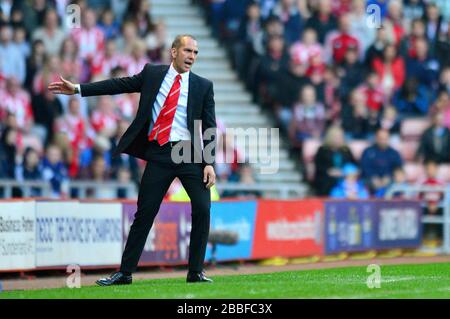 Responsabile Sunderland Paolo di Canio sulla linea di contatto Foto Stock