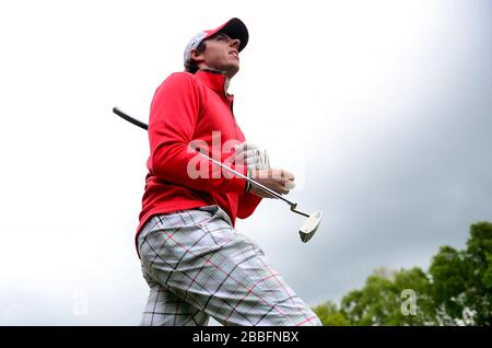 Rory McIlroy dell'Irlanda del Nord durante il primo giorno del campionato PGA BMW 2013, al Wentworth Golf Club. Foto Stock