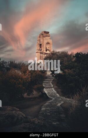 Monumento Philopappos all'alba con il cloud, Atene, Grecia Foto Stock