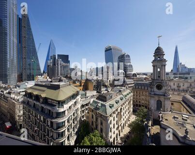 Vista aerea del City cluster. 52 Lime Street - The Scalpel, Londra, Regno Unito. Architetto: Kohn Pedersen Fox Associates (KPF), 2018. Foto Stock